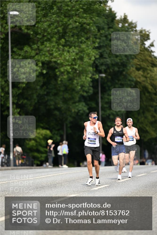 29.06.2025 - hella hamburg halbmarathon Dr. Thomas Lammeyer http://msf.ph/oto/8153762 29.06.2025 09:42:21 Kennedybrücke 4524, 6699, 11342 meine-sportfotos.de