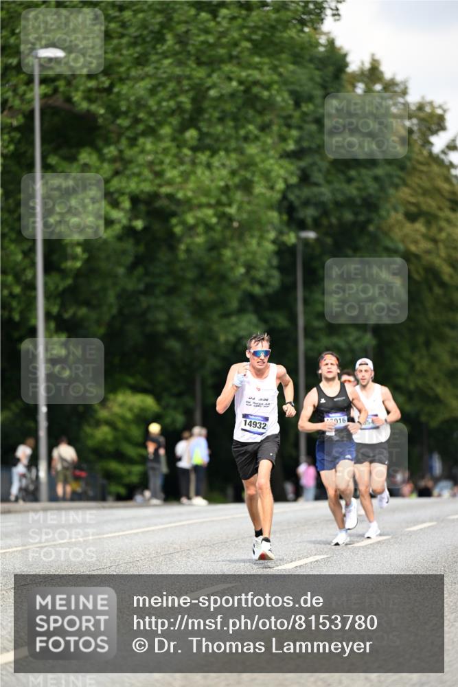 29.06.2025 - hella hamburg halbmarathon Dr. Thomas Lammeyer http://msf.ph/oto/8153780 29.06.2025 09:42:21 Kennedybrücke 4524, 6699, 11342 meine-sportfotos.de