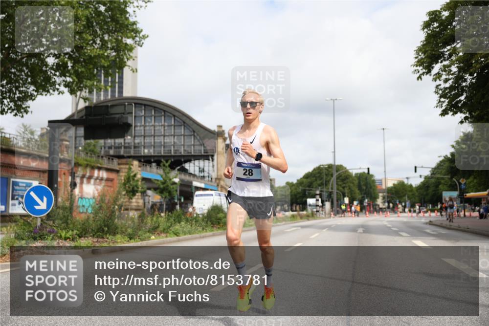 29.06.2025 - hella hamburg halbmarathon Yannick Fuchs http://msf.ph/oto/8153781 29.06.2025 10:08:30 20KM 28 meine-sportfotos.de