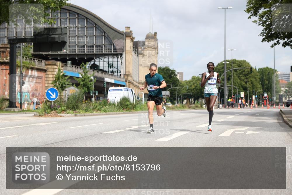 29.06.2025 - hella hamburg halbmarathon Yannick Fuchs http://msf.ph/oto/8153796 29.06.2025 10:09:49 20KM 31, 42, 14689 meine-sportfotos.de