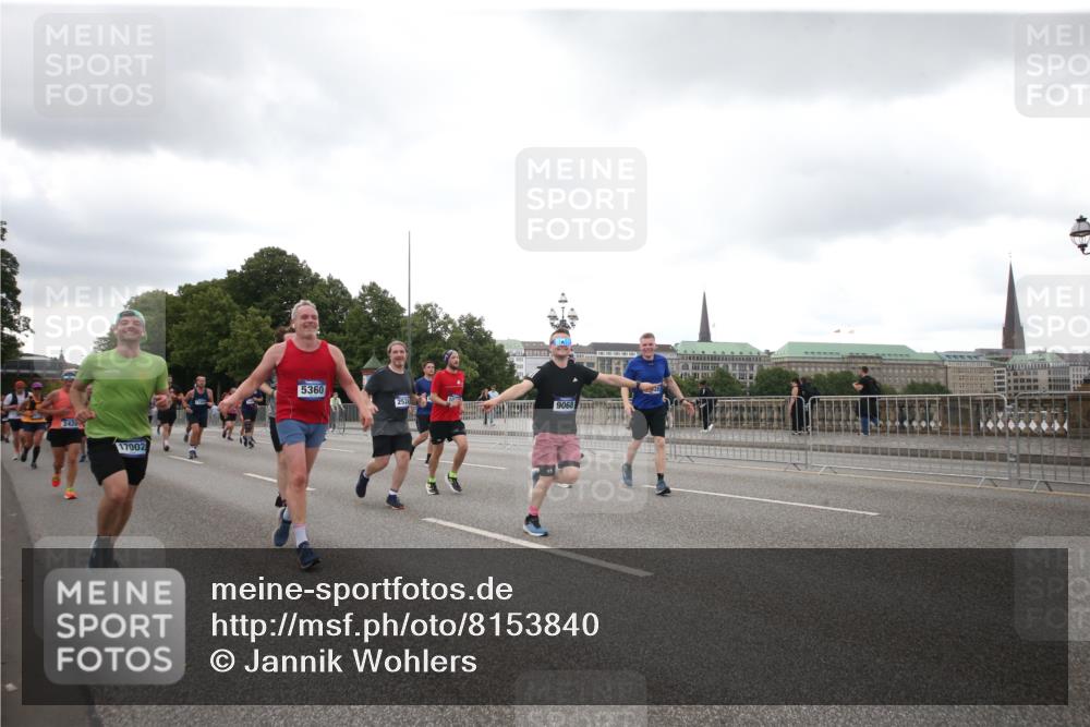 29.06.2025 - hella hamburg halbmarathon Jannik Wohlers http://msf.ph/oto/8153840 29.06.2025 10:52:10 Lombardsbrücke 1369, 1826, 2362, 2420, 2528, 2983, 3140, 3227, 4591, 5360, 6671, 7511, 7735, 7812, 9068, 9070, 9103, 9731, 10080, 10392, 10600, 10879, 10928, 11084, 11297, 12546, 12994, 13207, 13208, 13305, 13677, 14424, 14704, 14893, 14897, 15205, 15447, 15906, 16053, 16056, 16984, 17002, 17050, 17359, 17896, 18106, 18115, 18633, 18645, 18751, 18997, 19063, 19097 meine-sportfotos.de