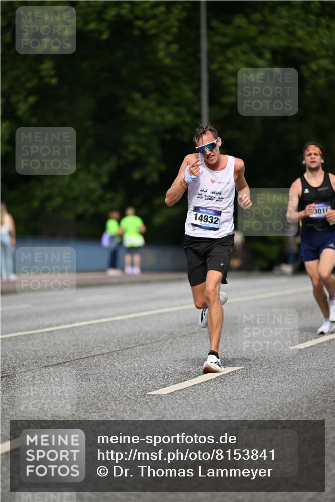 29.06.2025 - hella hamburg halbmarathon Dr. Thomas Lammeyer http://msf.ph/oto/8153841 29.06.2025 09:42:23 Kennedybrücke 4524, 6699, 11342 meine-sportfotos.de