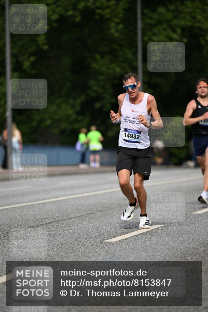 29.06.2025 - hella hamburg halbmarathon Dr. Thomas Lammeyer http://msf.ph/oto/8153847 29.06.2025 09:42:23 Kennedybrücke 4524, 6699, 11342 meine-sportfotos.de