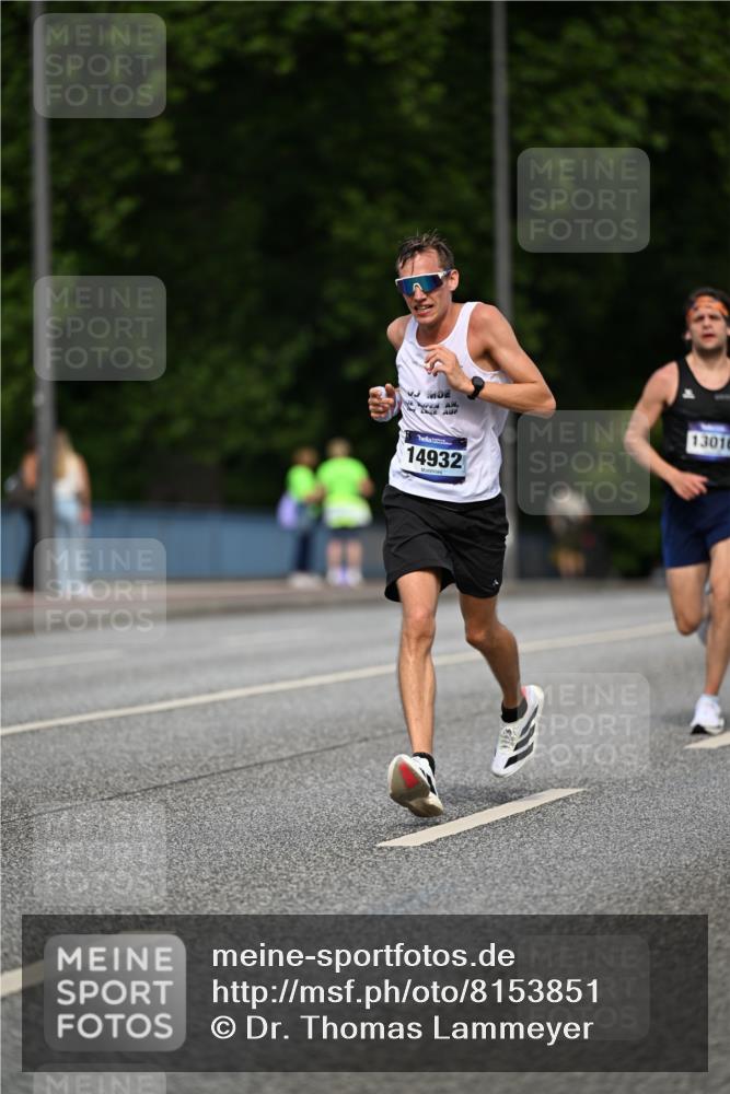 29.06.2025 - hella hamburg halbmarathon Dr. Thomas Lammeyer http://msf.ph/oto/8153851 29.06.2025 09:42:23 Kennedybrücke 4524, 6699, 11342 meine-sportfotos.de