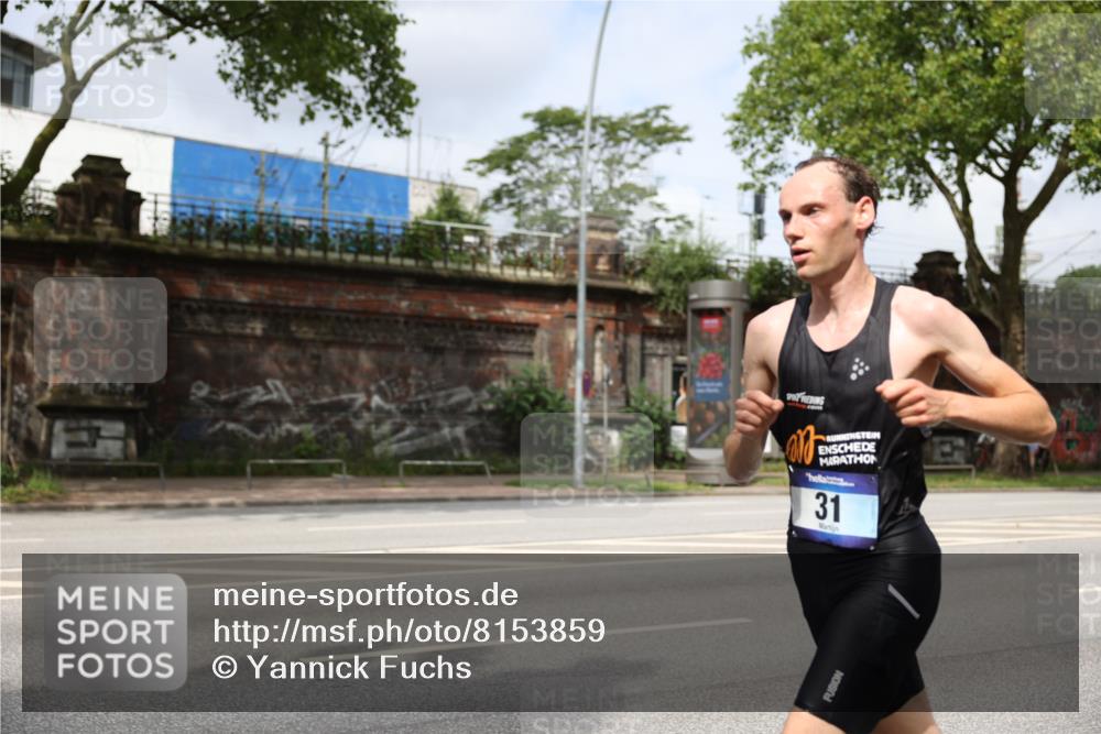 29.06.2025 - hella hamburg halbmarathon Yannick Fuchs http://msf.ph/oto/8153859 29.06.2025 10:10:13 20KM 31, 19227 meine-sportfotos.de
