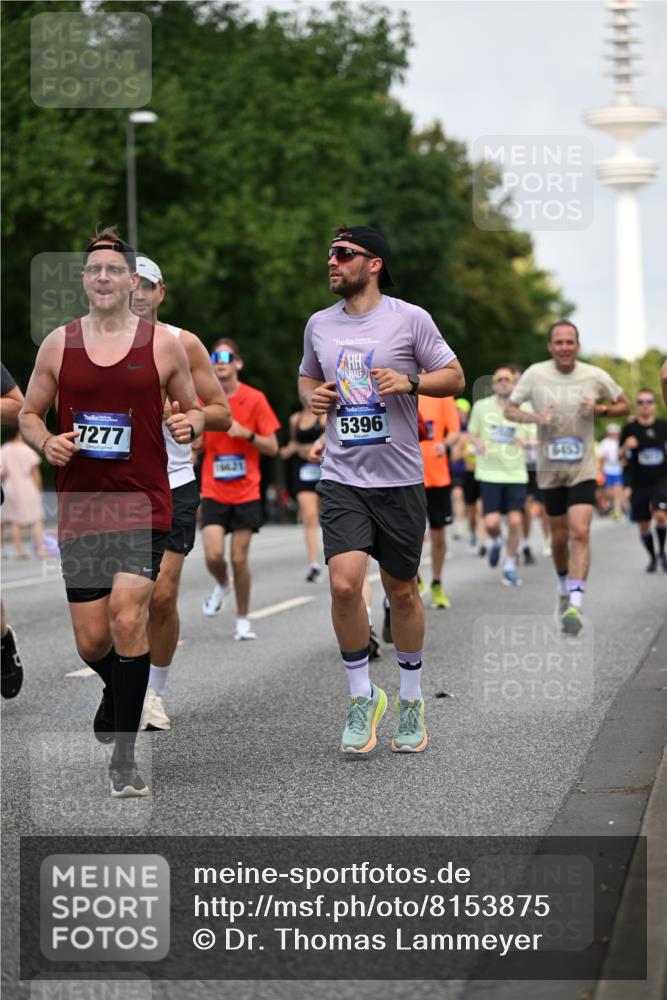29.06.2025 - hella hamburg halbmarathon Dr. Thomas Lammeyer http://msf.ph/oto/8153875 29.06.2025 10:07:50 Kennedybrücke 1450, 1885, 2594, 2683, 2759, 4095, 4307, 4511, 4587, 5384, 5396, 5464, 5613, 6391, 6453, 7006, 7277, 7278, 7279, 7306, 7935, 8422, 8423, 8469, 8484, 9453, 9899, 10389, 11402 meine-sportfotos.de