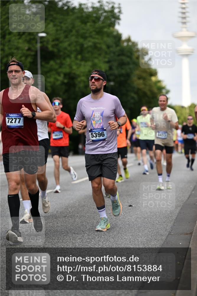 29.06.2025 - hella hamburg halbmarathon Dr. Thomas Lammeyer http://msf.ph/oto/8153884 29.06.2025 10:07:50 Kennedybrücke 1450, 1885, 2594, 2683, 2759, 4095, 4307, 4511, 4587, 5384, 5396, 5464, 5613, 6391, 6453, 7006, 7277, 7278, 7279, 7306, 7935, 8422, 8423, 8469, 8484, 9453, 9899, 10389, 11402 meine-sportfotos.de