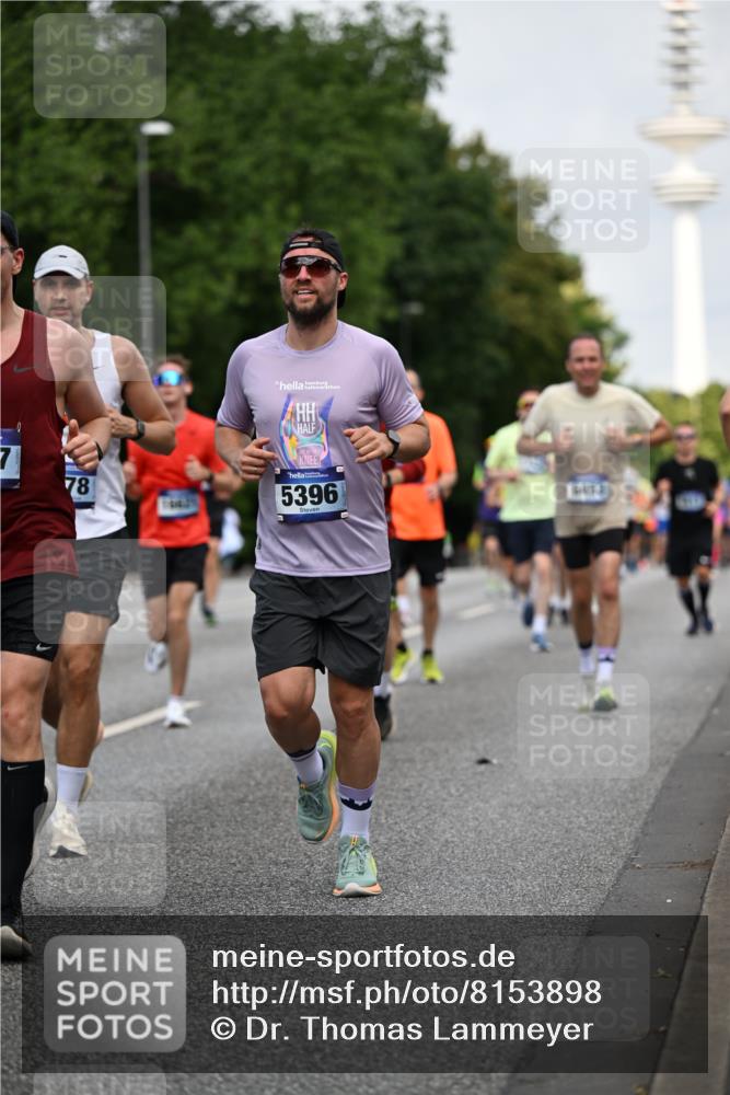 29.06.2025 - hella hamburg halbmarathon Dr. Thomas Lammeyer http://msf.ph/oto/8153898 29.06.2025 10:07:51 Kennedybrücke 1450, 1885, 2594, 2683, 2759, 4095, 4307, 4511, 4587, 5058, 5384, 5396, 5464, 5613, 6391, 6453, 7006, 7277, 7278, 7279, 7306, 7935, 8421, 8422, 8423, 8469, 8484, 9453, 9899, 10389, 11402 meine-sportfotos.de