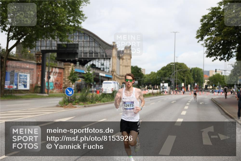 29.06.2025 - hella hamburg halbmarathon Yannick Fuchs http://msf.ph/oto/8153926 29.06.2025 10:11:23 20KM 45, 12673 meine-sportfotos.de