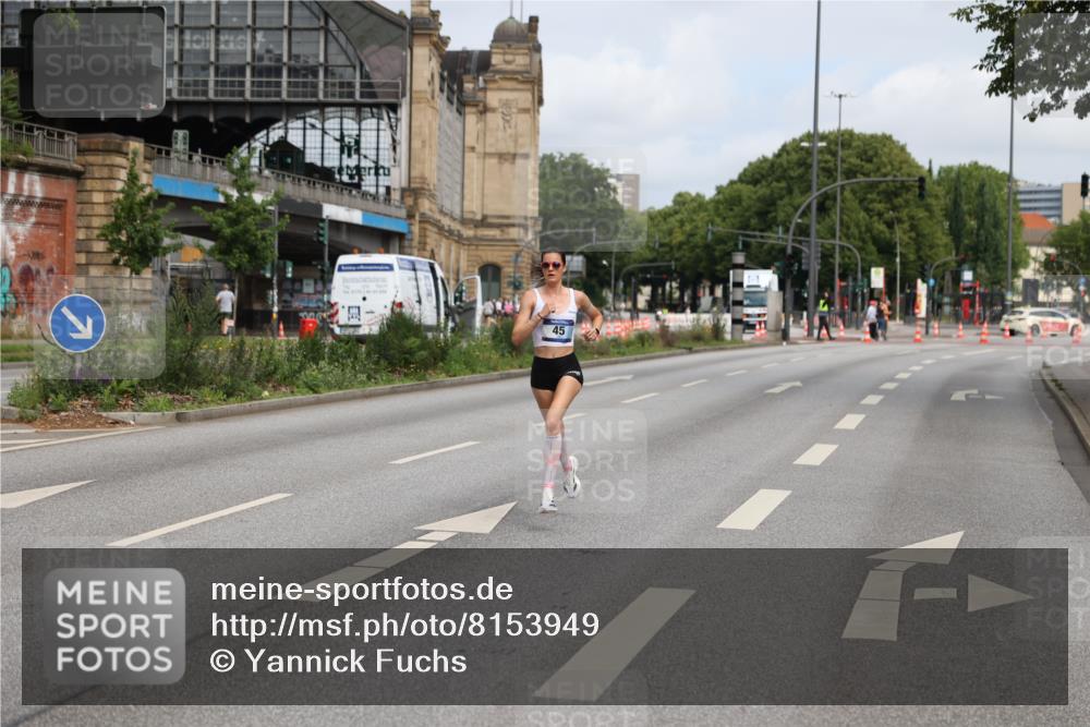 29.06.2025 - hella hamburg halbmarathon Yannick Fuchs http://msf.ph/oto/8153949 29.06.2025 10:11:28 20KM 45, 50, 12673 meine-sportfotos.de