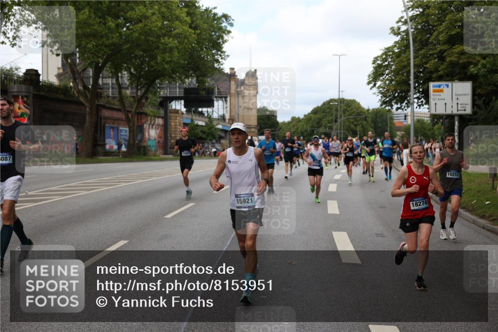 29.06.2025 - hella hamburg halbmarathon Yannick Fuchs http://msf.ph/oto/8153951 29.06.2025 10:37:49 20KM 3109, 3116, 3124, 3697, 3928, 4080, 4318, 6495, 7026, 7185, 7508, 7635, 8664, 9114, 10099, 10237, 10251, 10493, 11177, 11778, 12153, 12623, 12657, 12723, 12776, 13398, 13807, 13897, 14201, 14210, 14484, 14849, 15706, 15921, 16314, 16338, 16997, 17391, 17403, 18274, 18449, 18775, 19009, 19038, 19051, 19229 meine-sportfotos.de
