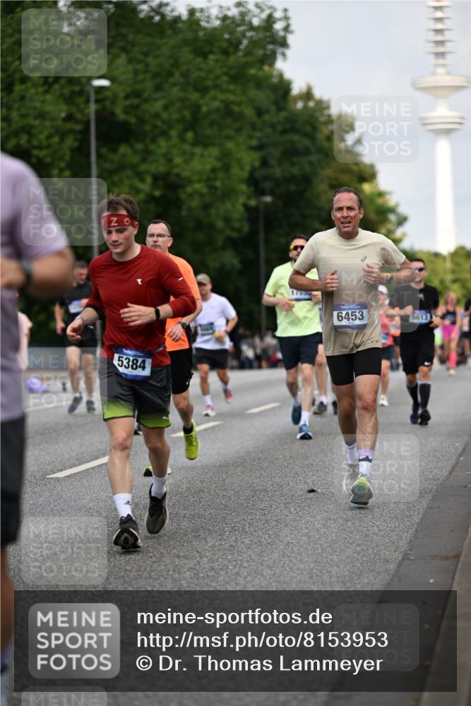 29.06.2025 - hella hamburg halbmarathon Dr. Thomas Lammeyer http://msf.ph/oto/8153953 29.06.2025 10:07:52 Kennedybrücke 1450, 1885, 2594, 2683, 2759, 4095, 4307, 4511, 4587, 5058, 5384, 5396, 5464, 5613, 6142, 6391, 6453, 7006, 7277, 7278, 7279, 7306, 7935, 8421, 8422, 8423, 8469, 8484, 9453, 9899, 10389, 11402 meine-sportfotos.de