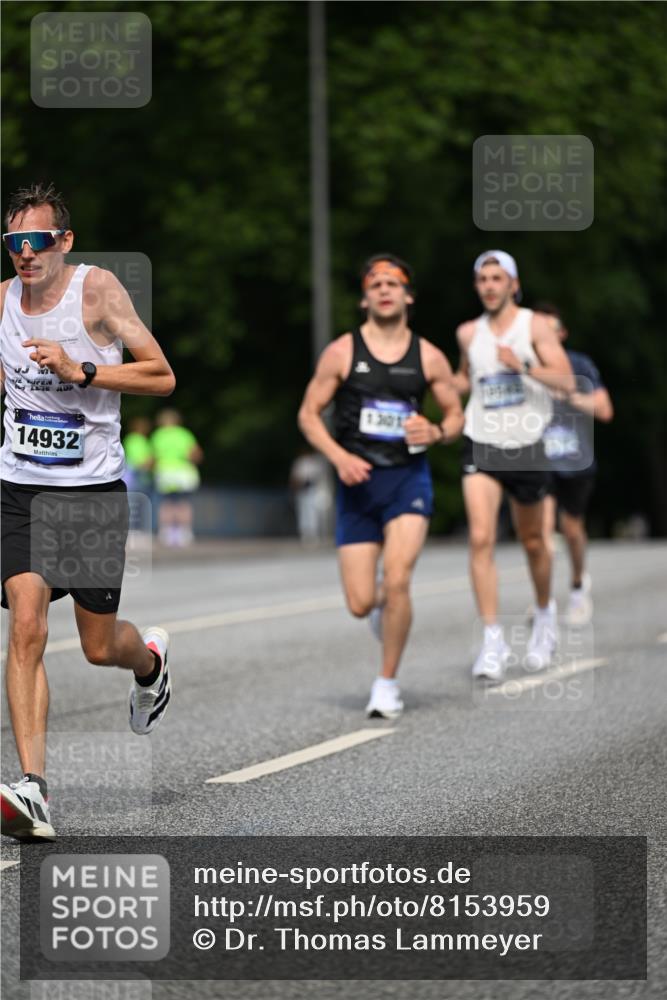 29.06.2025 - hella hamburg halbmarathon Dr. Thomas Lammeyer http://msf.ph/oto/8153959 29.06.2025 09:42:24 Kennedybrücke 4524, 6699, 11342 meine-sportfotos.de