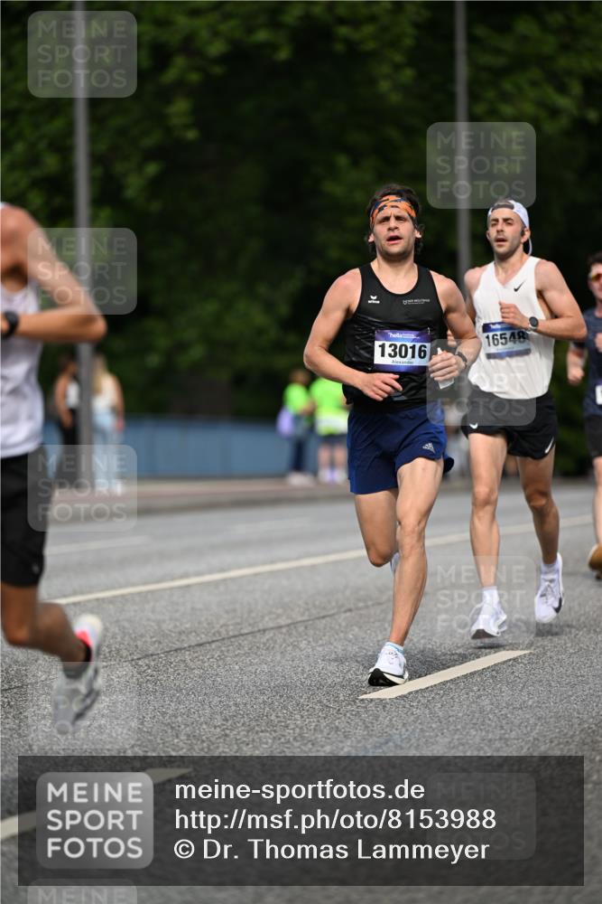 29.06.2025 - hella hamburg halbmarathon Dr. Thomas Lammeyer http://msf.ph/oto/8153988 29.06.2025 09:42:25 Kennedybrücke 4524, 6699, 11342 meine-sportfotos.de