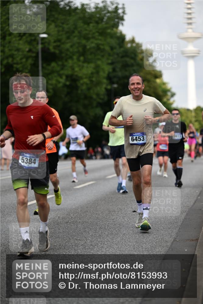 29.06.2025 - hella hamburg halbmarathon Dr. Thomas Lammeyer http://msf.ph/oto/8153993 29.06.2025 10:07:53 Kennedybrücke 1450, 1885, 2594, 2683, 2759, 4095, 4307, 4511, 4587, 5058, 5384, 5396, 5464, 5613, 6142, 6391, 6453, 7006, 7277, 7278, 7279, 7306, 7935, 8177, 8421, 8422, 8423, 8469, 8484, 9453, 9899, 10389, 11402 meine-sportfotos.de