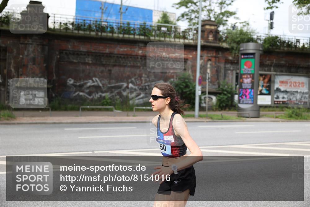 29.06.2025 - hella hamburg halbmarathon Yannick Fuchs http://msf.ph/oto/8154016 29.06.2025 10:11:53 20KM 50, 3944, 11409 meine-sportfotos.de