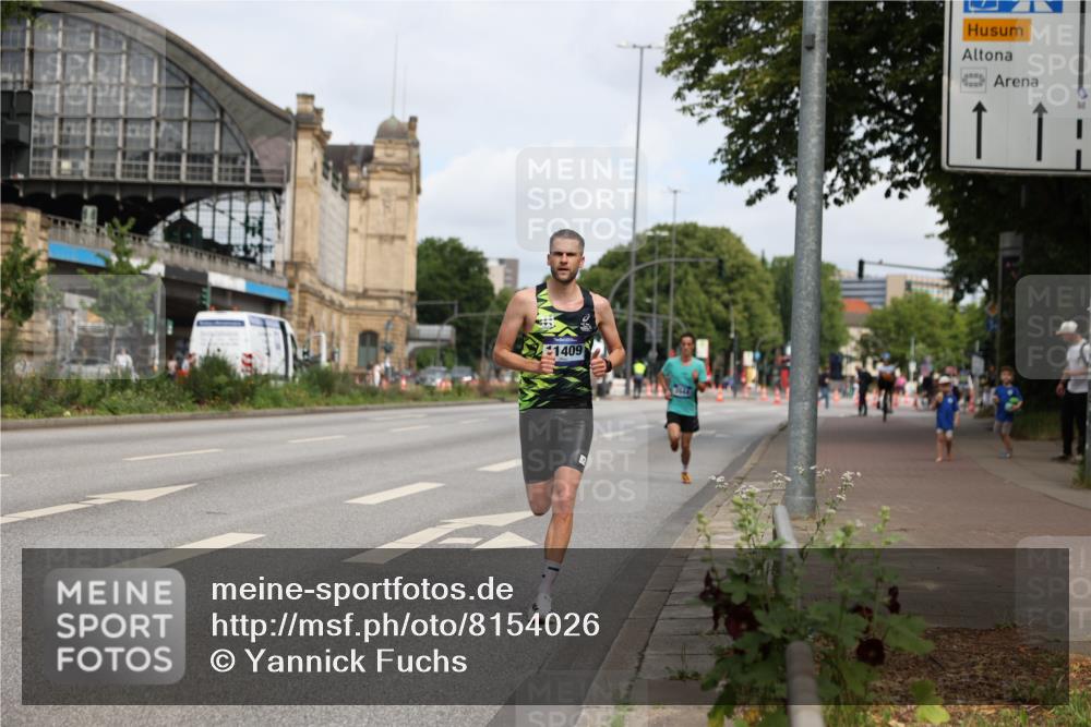 29.06.2025 - hella hamburg halbmarathon Yannick Fuchs http://msf.ph/oto/8154026 29.06.2025 10:12:07 20KM 3944, 11409, 11864 meine-sportfotos.de