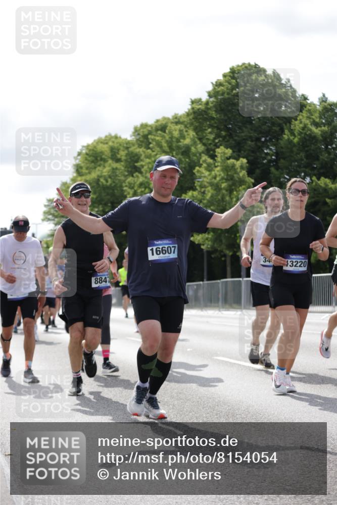 29.06.2025 - hella hamburg halbmarathon Jannik Wohlers http://msf.ph/oto/8154054 29.06.2025 10:16:05 Lombardsbrücke 1212, 1244, 1599, 1825, 2347, 2912, 3030, 3156, 3484, 3648, 3687, 4478, 4583, 5294, 6024, 6488, 7158, 7358, 7753, 8295, 8597, 8645, 8707, 8847, 8857, 9628, 9664, 9810, 10076, 10139, 10141, 10183, 10575, 11236, 11344, 11345, 11752, 12572, 12872, 12911, 13215, 13220, 13610, 13712, 13727, 13835, 13859, 14857, 15332, 15388, 15487, 16098, 16100, 16186, 16199, 16456, 16607, 16740, 17422, 17694, 17806, 17838, 17854, 17942 meine-sportfotos.de