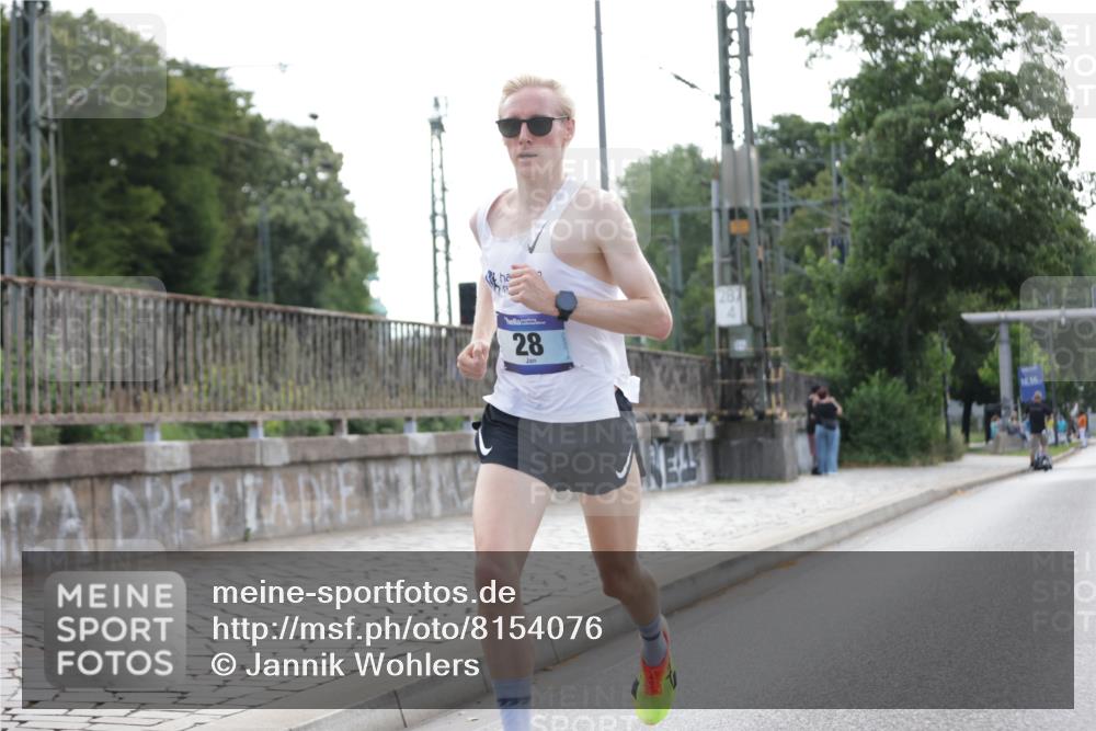 29.06.2025 - hella hamburg halbmarathon Jannik Wohlers http://msf.ph/oto/8154076 29.06.2025 09:35:24 Lombardsbrücke 28, 47, 17888 meine-sportfotos.de