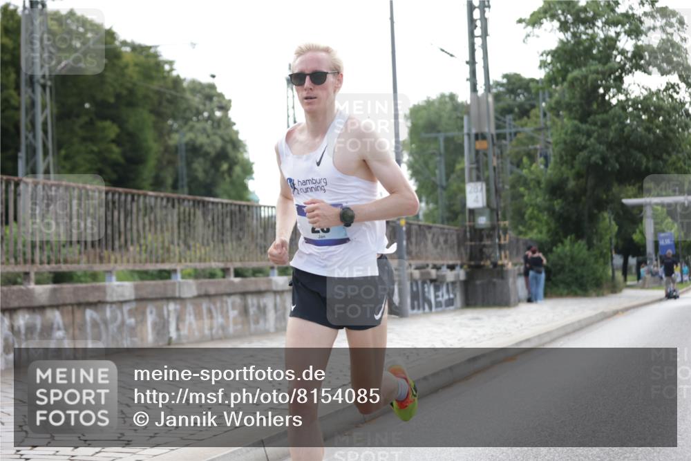 29.06.2025 - hella hamburg halbmarathon Jannik Wohlers http://msf.ph/oto/8154085 29.06.2025 09:35:24 Lombardsbrücke 28, 47, 17888 meine-sportfotos.de