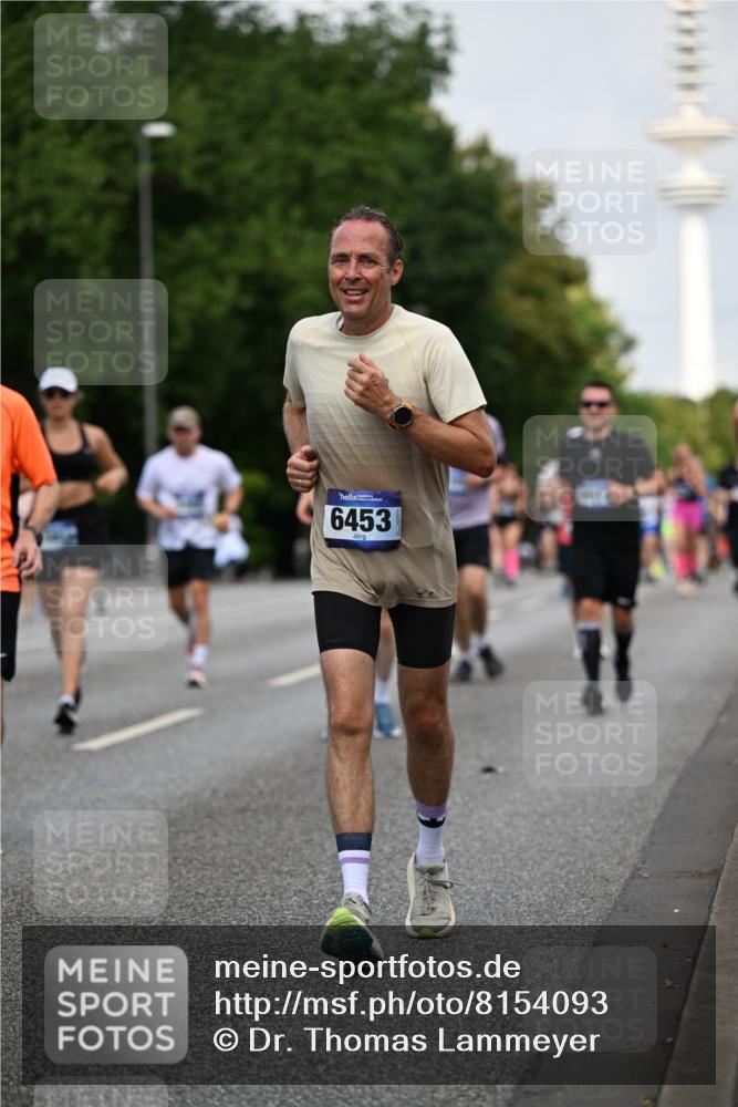 29.06.2025 - hella hamburg halbmarathon Dr. Thomas Lammeyer http://msf.ph/oto/8154093 29.06.2025 10:07:54 Kennedybrücke 1450, 2277, 2594, 2683, 4095, 4307, 4511, 4587, 5058, 5384, 5396, 5464, 5613, 6142, 6391, 6453, 7006, 7277, 7278, 7279, 7306, 7935, 8177, 8421, 8422, 8423, 8469, 8484, 9899, 10389, 11402 meine-sportfotos.de