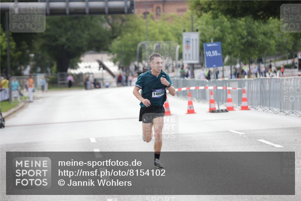29.06.2025 - hella hamburg halbmarathon Jannik Wohlers http://msf.ph/oto/8154102 29.06.2025 09:35:28 Lombardsbrücke 28, 47, 14689, 17888 meine-sportfotos.de