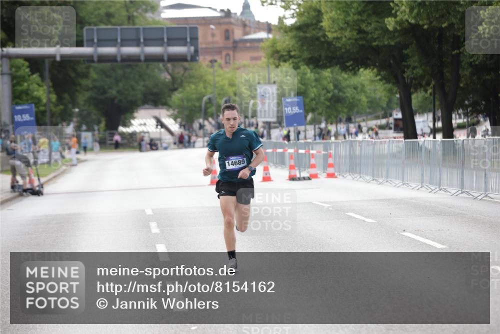 29.06.2025 - hella hamburg halbmarathon Jannik Wohlers http://msf.ph/oto/8154162 29.06.2025 09:35:29 Lombardsbrücke 28, 47, 14689, 17888 meine-sportfotos.de