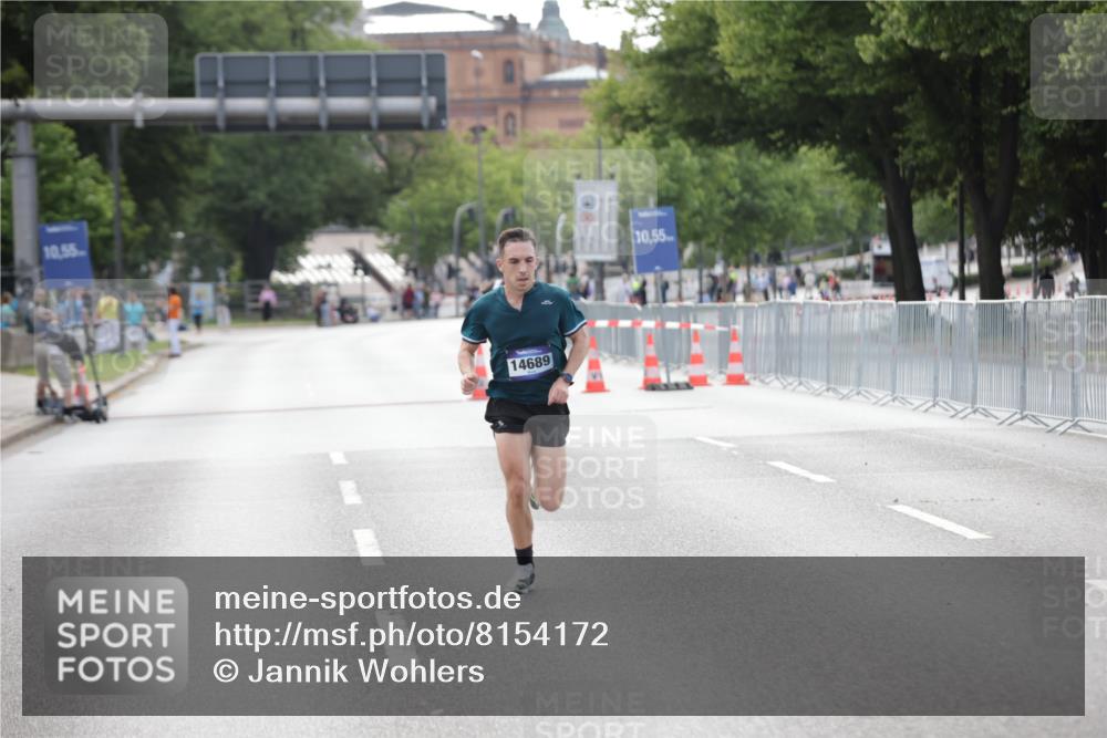 29.06.2025 - hella hamburg halbmarathon Jannik Wohlers http://msf.ph/oto/8154172 29.06.2025 09:35:29 Lombardsbrücke 28, 47, 14689, 17888 meine-sportfotos.de