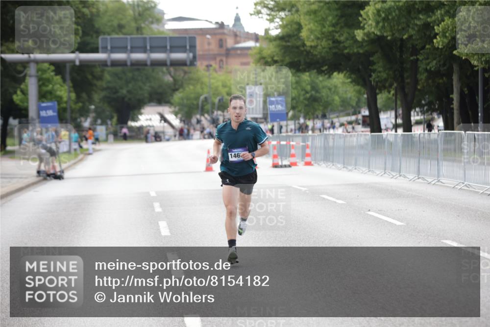 29.06.2025 - hella hamburg halbmarathon Jannik Wohlers http://msf.ph/oto/8154182 29.06.2025 09:35:29 Lombardsbrücke 28, 47, 14689, 17888 meine-sportfotos.de