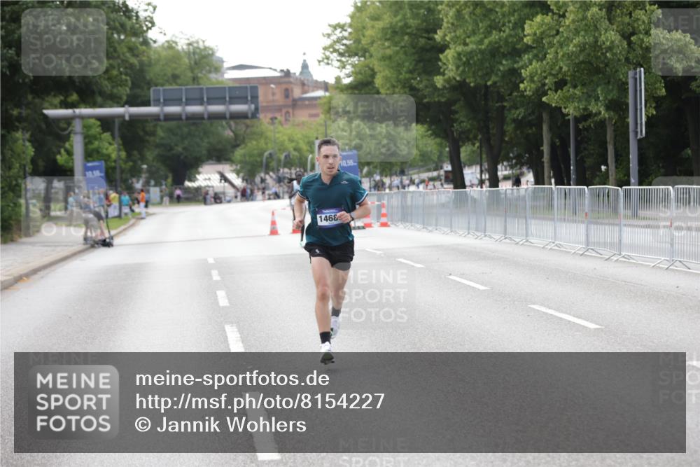 29.06.2025 - hella hamburg halbmarathon Jannik Wohlers http://msf.ph/oto/8154227 29.06.2025 09:35:30 Lombardsbrücke 28, 47, 14689, 17888 meine-sportfotos.de