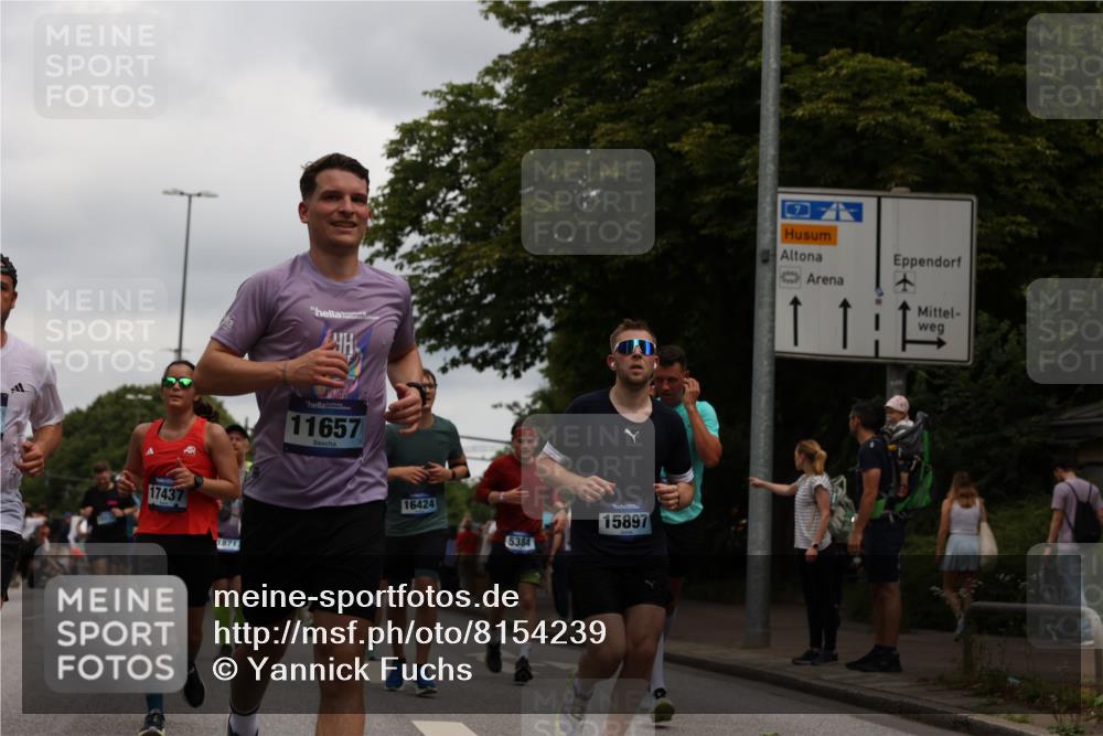 29.06.2025 - hella hamburg halbmarathon Yannick Fuchs http://msf.ph/oto/8154239 29.06.2025 10:57:48 20KM 1254, 1316, 1334, 1464, 2685, 4328, 5305, 5384, 7290, 8561, 9191, 10705, 10766, 11149, 11527, 11657, 11771, 12315, 12316, 12662, 13171, 13841, 14135, 14493, 15093, 15532, 15897, 16424, 16426, 16639, 16995, 17061, 17071, 17112, 17437, 17685, 17686, 17730, 17894, 18122, 18395, 18581, 18717 meine-sportfotos.de