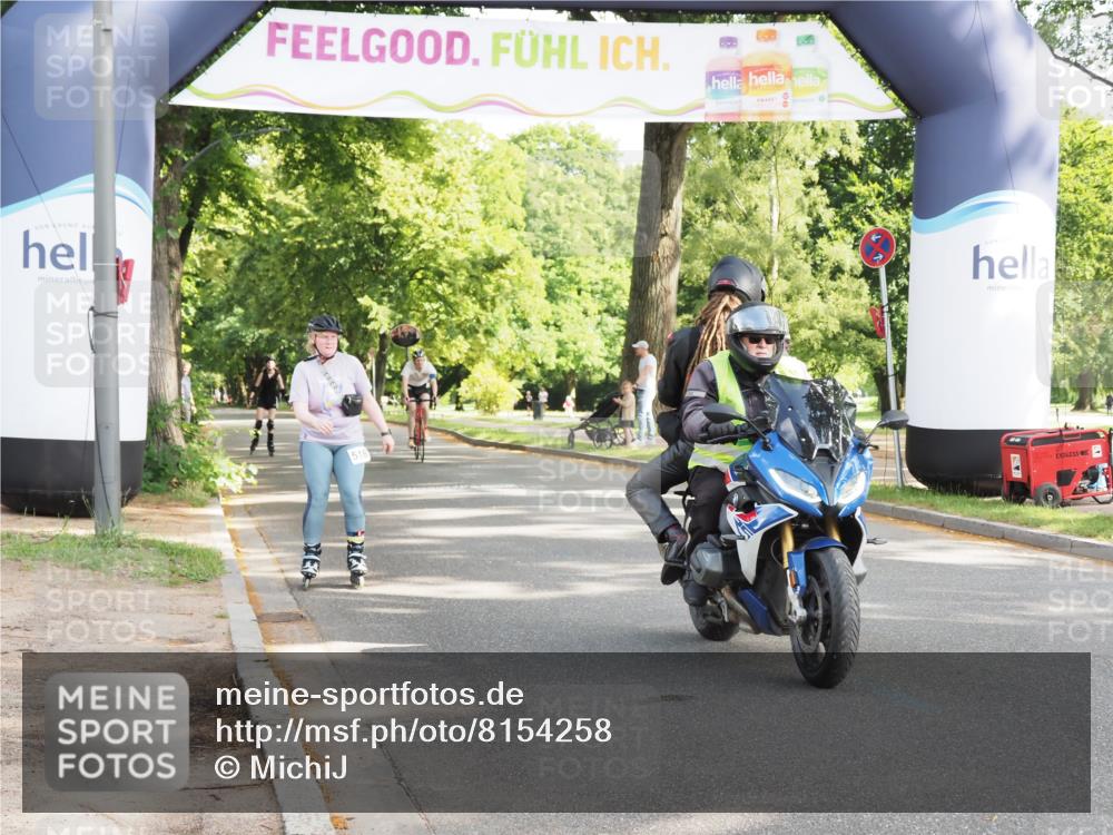29.06.2025 - hella hamburg halbmarathon MichiJ http://msf.ph/oto/8154258 29.06.2025 09:54:08 Zwischen KM18-KM19  meine-sportfotos.de