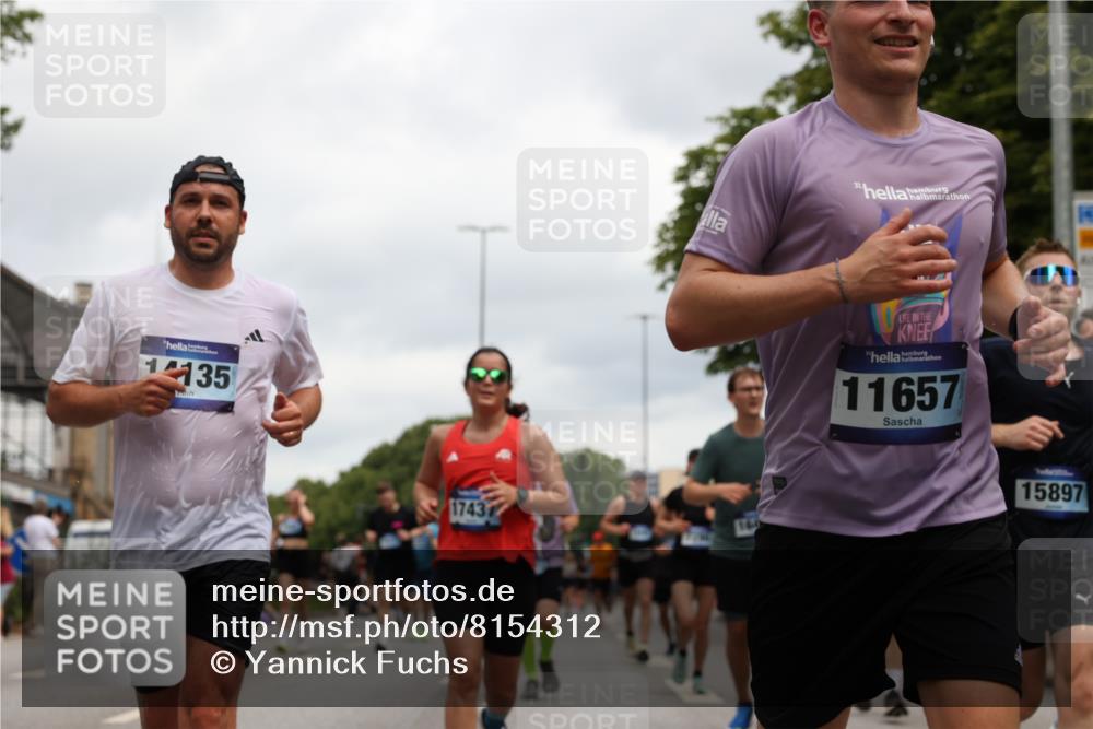 29.06.2025 - hella hamburg halbmarathon Yannick Fuchs http://msf.ph/oto/8154312 29.06.2025 10:57:49 20KM 1254, 1316, 1334, 1464, 2685, 4328, 5305, 5384, 7290, 8561, 9191, 10705, 10766, 11149, 11527, 11657, 11771, 12315, 12316, 12662, 13171, 13841, 14135, 14493, 15093, 15532, 15897, 16424, 16426, 16639, 16995, 17061, 17071, 17112, 17437, 17685, 17686, 17730, 17894, 18122, 18395, 18581, 18717 meine-sportfotos.de