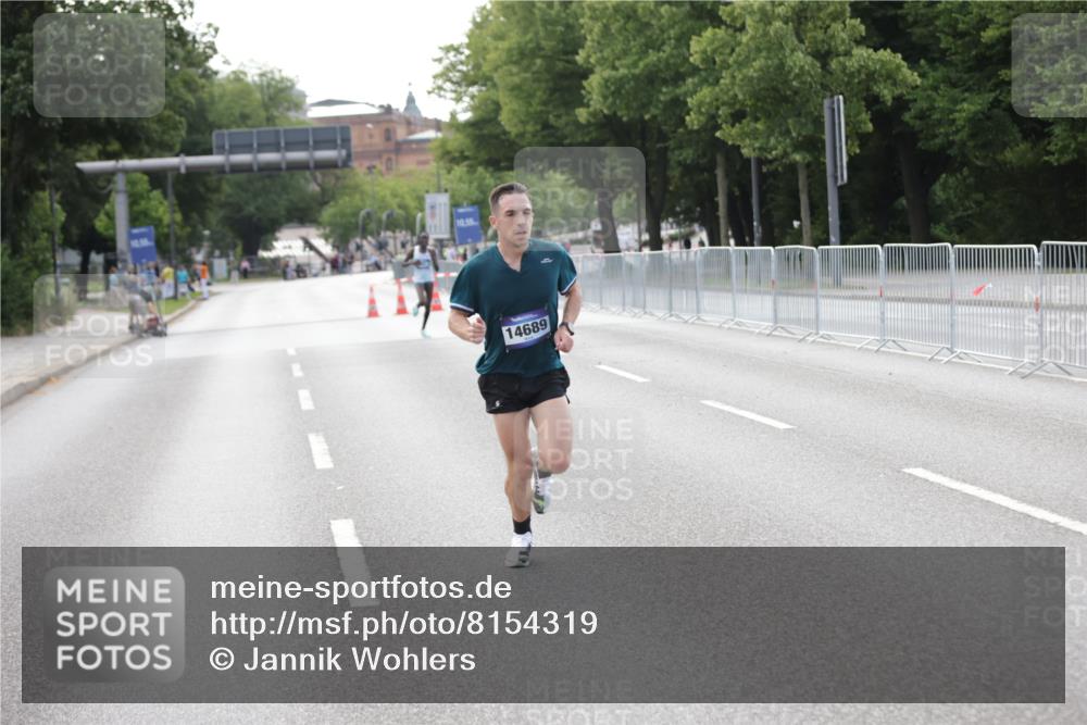 29.06.2025 - hella hamburg halbmarathon Jannik Wohlers http://msf.ph/oto/8154319 29.06.2025 09:35:31 Lombardsbrücke 28, 47, 14689, 17888 meine-sportfotos.de