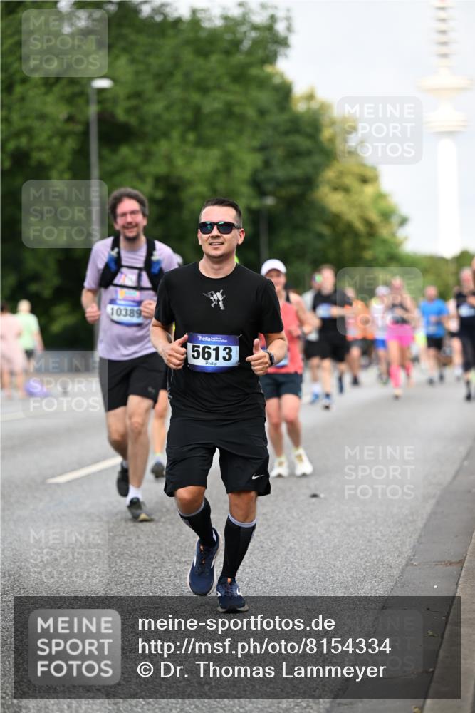 29.06.2025 - hella hamburg halbmarathon Dr. Thomas Lammeyer http://msf.ph/oto/8154334 29.06.2025 10:07:57 Kennedybrücke 1450, 2277, 2683, 4095, 4307, 4587, 4951, 5058, 5384, 5396, 5464, 5613, 6142, 6391, 6453, 7006, 7277, 7278, 7279, 7306, 7485, 8177, 8421, 8422, 8423, 8469, 8484, 9526, 9899, 10389, 11402 meine-sportfotos.de