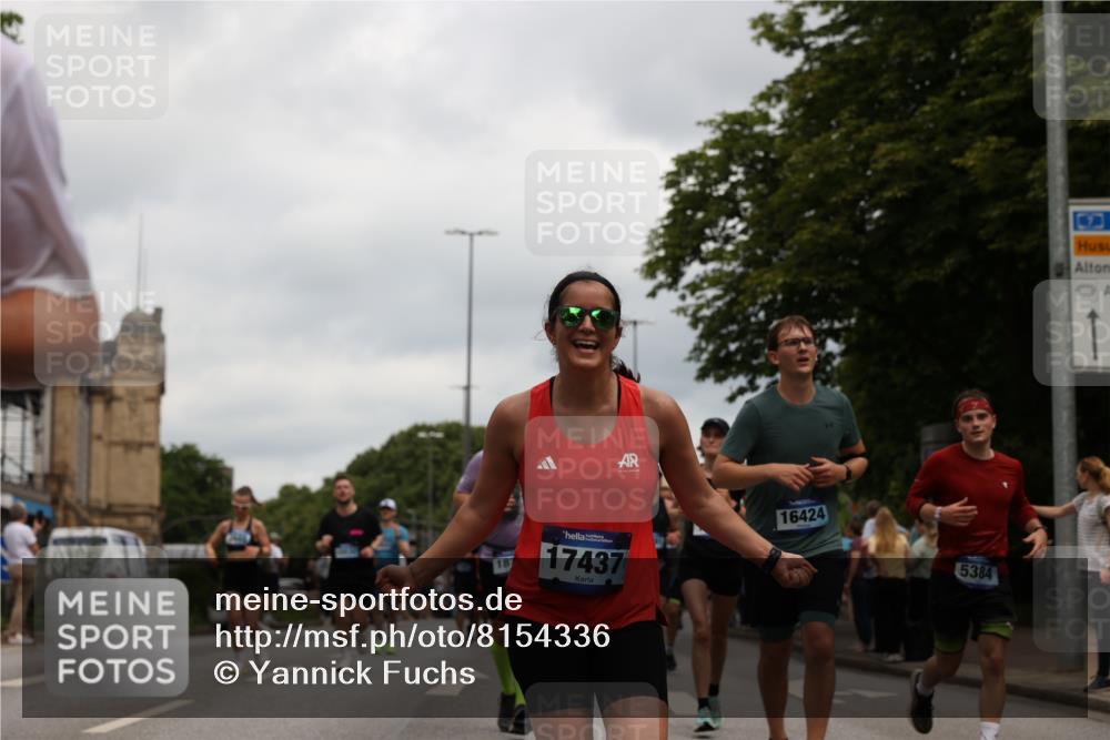 29.06.2025 - hella hamburg halbmarathon Yannick Fuchs http://msf.ph/oto/8154336 29.06.2025 10:57:50 20KM 1254, 1316, 1334, 1464, 2685, 4328, 5305, 5384, 7290, 8561, 9191, 10705, 10766, 11149, 11527, 11657, 11771, 12315, 12316, 12662, 13171, 13542, 13841, 14135, 14493, 15093, 15532, 15897, 16424, 16426, 16639, 16995, 17061, 17071, 17112, 17437, 17685, 17686, 17730, 18395, 18581, 18717 meine-sportfotos.de