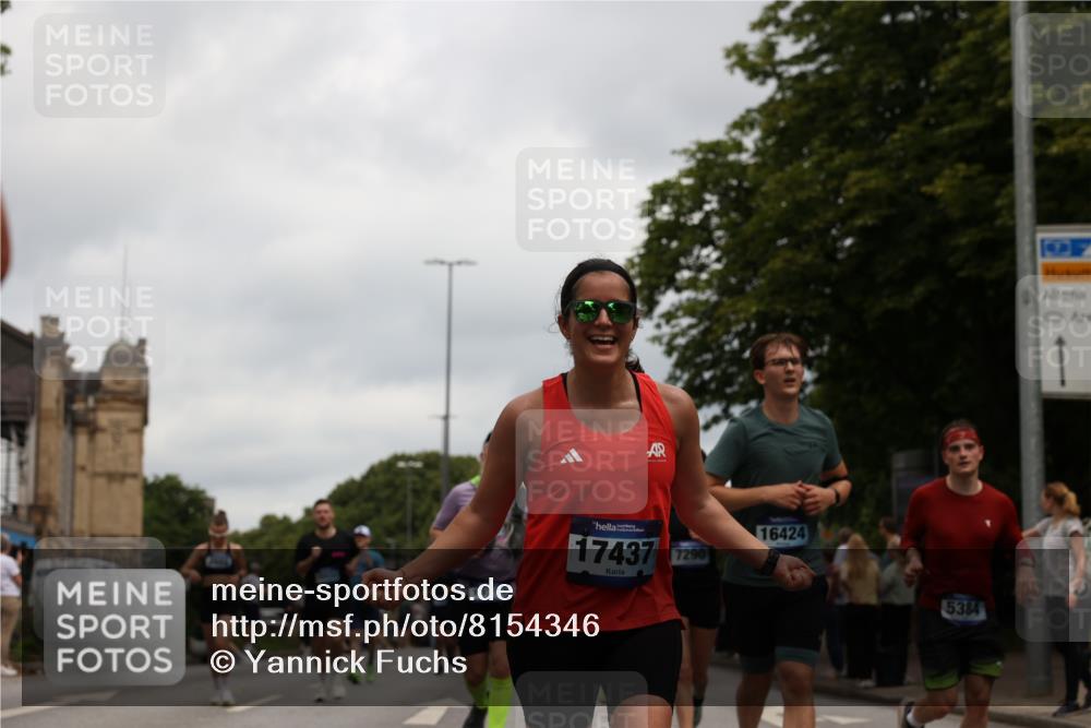 29.06.2025 - hella hamburg halbmarathon Yannick Fuchs http://msf.ph/oto/8154346 29.06.2025 10:57:50 20KM 1254, 1316, 1334, 1464, 2685, 4328, 5305, 5384, 7290, 8561, 9191, 10705, 10766, 11149, 11527, 11657, 11771, 12315, 12316, 12662, 13171, 13542, 13841, 14135, 14493, 15093, 15532, 15897, 16424, 16426, 16639, 16995, 17061, 17071, 17112, 17437, 17685, 17686, 17730, 18395, 18581, 18717 meine-sportfotos.de