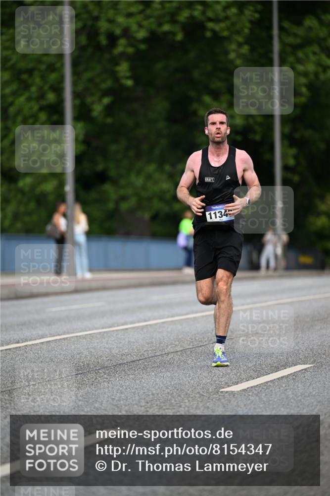 29.06.2025 - hella hamburg halbmarathon Dr. Thomas Lammeyer http://msf.ph/oto/8154347 29.06.2025 09:42:34 Kennedybrücke 51, 6380, 6699, 11342 meine-sportfotos.de