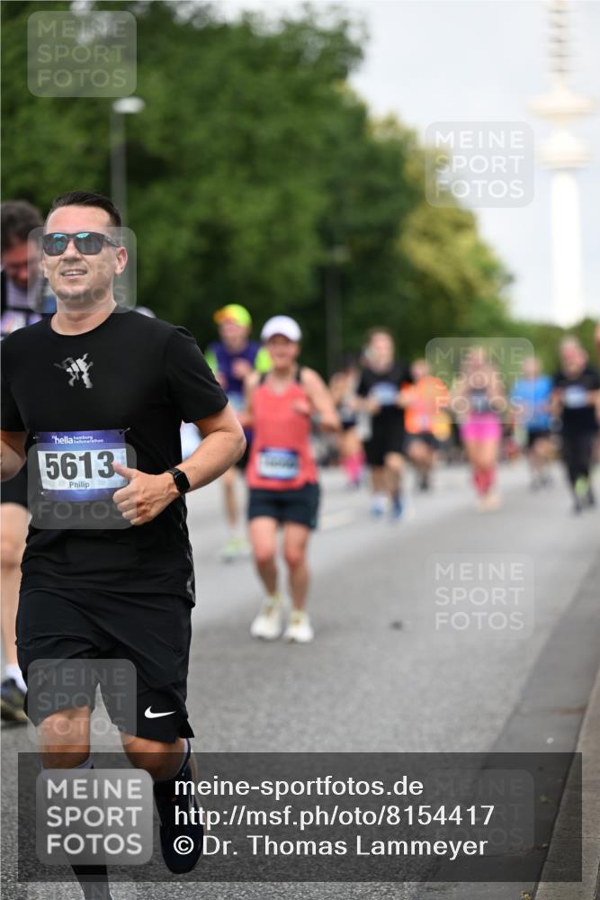 29.06.2025 - hella hamburg halbmarathon Dr. Thomas Lammeyer http://msf.ph/oto/8154417 29.06.2025 10:07:58 Kennedybrücke 1355, 1450, 2277, 2683, 4095, 4307, 4587, 4951, 5058, 5384, 5396, 5464, 5613, 6142, 6391, 6453, 7006, 7277, 7278, 7279, 7306, 7485, 8177, 8421, 8422, 8423, 8469, 8484, 9526, 9899, 10389, 11402 meine-sportfotos.de