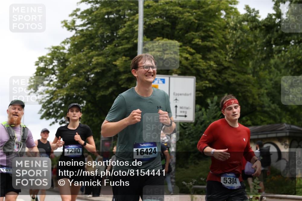 29.06.2025 - hella hamburg halbmarathon Yannick Fuchs http://msf.ph/oto/8154441 29.06.2025 10:57:51 20KM 1254, 1316, 1334, 1464, 2685, 4328, 5305, 5384, 7042, 7290, 8561, 9191, 10705, 10766, 11149, 11527, 11657, 11771, 12315, 12316, 12662, 13171, 13542, 13841, 14135, 14493, 15093, 15532, 15897, 16424, 16426, 16639, 16995, 17061, 17071, 17112, 17437, 17685, 17686, 17730, 18395, 18581, 18717 meine-sportfotos.de