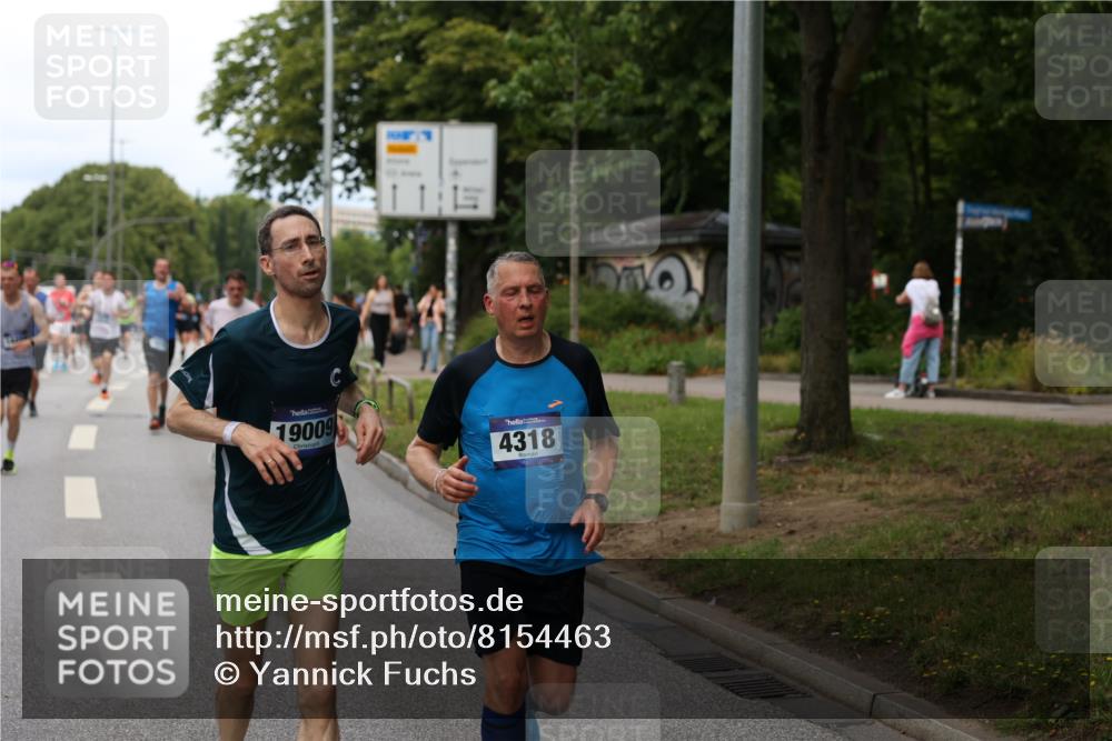 29.06.2025 - hella hamburg halbmarathon Yannick Fuchs http://msf.ph/oto/8154463 29.06.2025 10:37:54 20KM 3109, 3116, 3124, 3146, 3437, 3697, 3928, 4080, 4318, 5506, 6495, 7026, 7093, 7185, 7451, 7508, 7635, 8664, 9114, 10099, 10237, 10493, 11778, 11848, 12153, 12327, 12623, 12657, 12723, 12776, 13348, 13398, 13897, 14201, 14210, 14484, 14690, 14849, 15383, 15932, 16105, 16314, 16338, 16648, 16997, 17391, 17403, 17516, 18449, 18678, 18775, 19009, 19038, 19051, 19090, 19229 meine-sportfotos.de
