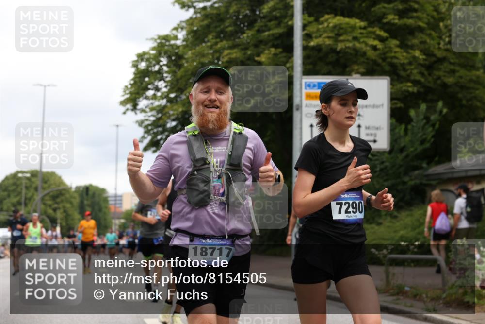 29.06.2025 - hella hamburg halbmarathon Yannick Fuchs http://msf.ph/oto/8154505 29.06.2025 10:57:52 20KM 1254, 1334, 1464, 2685, 4328, 5305, 5384, 7042, 7290, 8561, 9191, 10705, 10766, 11149, 11527, 11657, 11771, 12315, 12316, 12662, 13171, 13542, 13841, 14135, 14493, 15093, 15532, 15897, 16424, 16426, 16639, 16995, 17061, 17071, 17112, 17150, 17437, 17685, 17686, 17730, 18395, 18581, 18717 meine-sportfotos.de