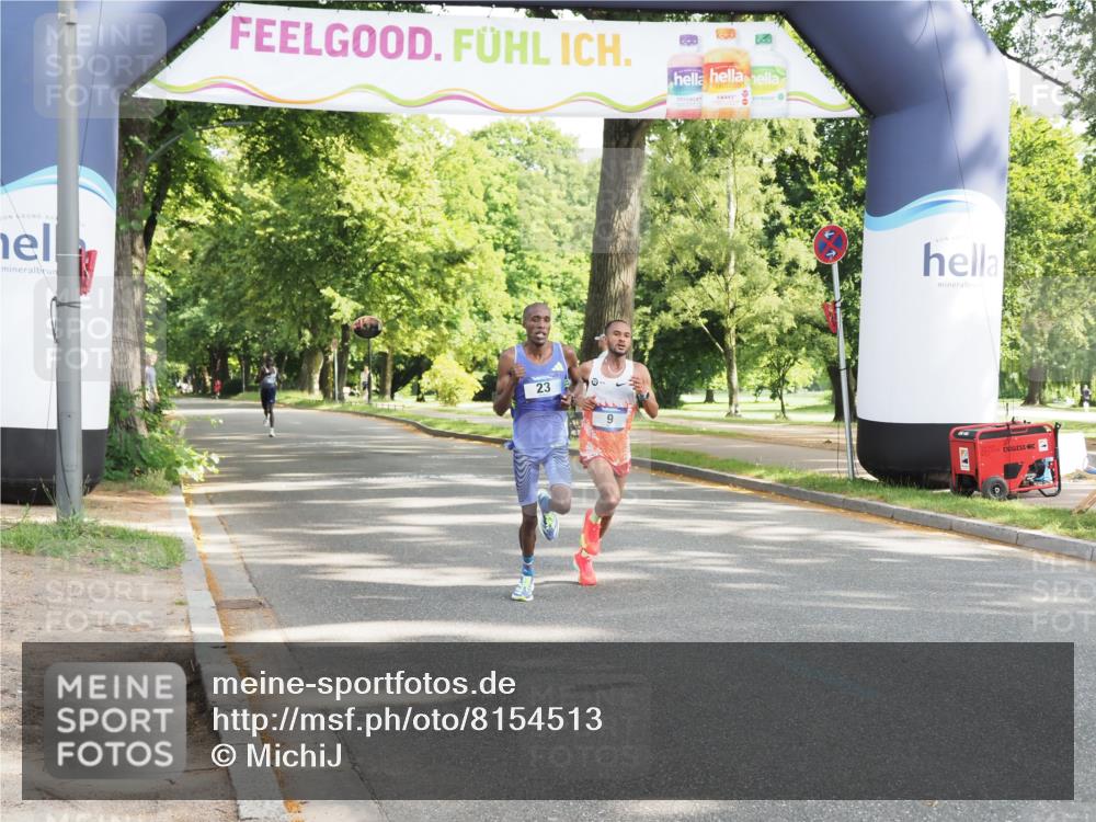 29.06.2025 - hella hamburg halbmarathon MichiJ http://msf.ph/oto/8154513 29.06.2025 09:55:21 Zwischen KM18-KM19 2, 22 meine-sportfotos.de