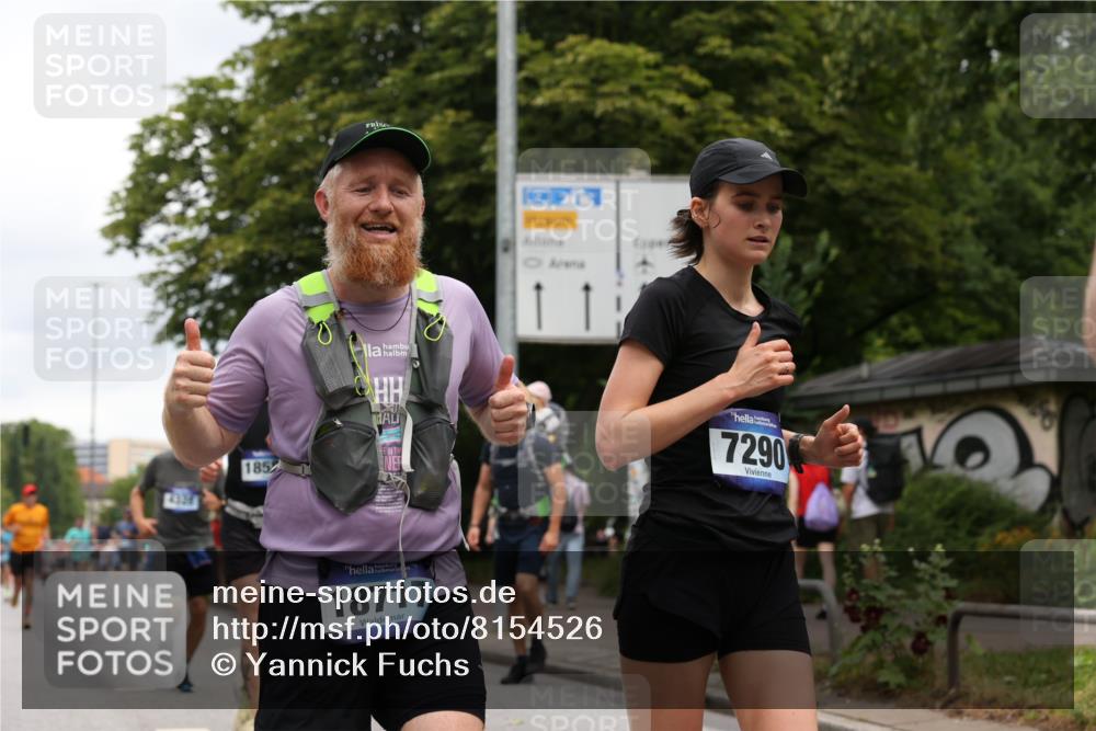 29.06.2025 - hella hamburg halbmarathon Yannick Fuchs http://msf.ph/oto/8154526 29.06.2025 10:57:52 20KM 1254, 1334, 1464, 2685, 4328, 5305, 5384, 7042, 7290, 8561, 9191, 10705, 10766, 11149, 11527, 11657, 11771, 12315, 12316, 12662, 13171, 13542, 13841, 14135, 14493, 15093, 15532, 15897, 16424, 16426, 16639, 16995, 17061, 17071, 17112, 17150, 17437, 17685, 17686, 17730, 18395, 18581, 18717 meine-sportfotos.de