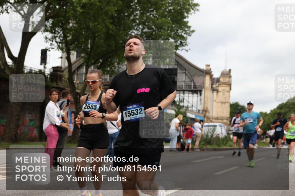 29.06.2025 - hella hamburg halbmarathon Yannick Fuchs http://msf.ph/oto/8154591 29.06.2025 10:57:54 20KM 1254, 1334, 1464, 2685, 4328, 5384, 7042, 7290, 7907, 8561, 9191, 10705, 11149, 11657, 11771, 12315, 12316, 12662, 13171, 13503, 13542, 13841, 14135, 14493, 15093, 15532, 15897, 16424, 16426, 16639, 16995, 17061, 17112, 17150, 17437, 17685, 17686, 17730, 18395, 18581, 18717 meine-sportfotos.de