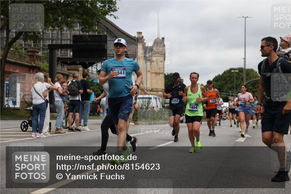 29.06.2025 - hella hamburg halbmarathon Yannick Fuchs http://msf.ph/oto/8154623 29.06.2025 10:57:56 20KM 1254, 1334, 1464, 2685, 2810, 4328, 5384, 7042, 7290, 7907, 8561, 9191, 10705, 11149, 11657, 11771, 12315, 12662, 13171, 13503, 13542, 13841, 14135, 14225, 14493, 15093, 15532, 15897, 16424, 16995, 17061, 17112, 17150, 17437, 17533, 17685, 17686, 17730, 18395, 18581, 18717 meine-sportfotos.de