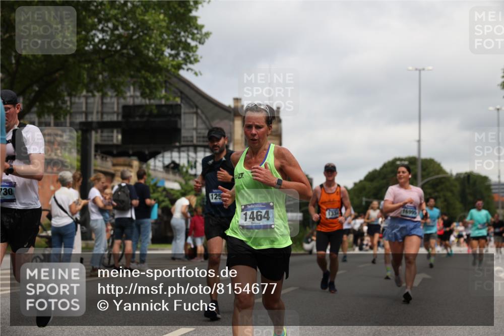 29.06.2025 - hella hamburg halbmarathon Yannick Fuchs http://msf.ph/oto/8154677 29.06.2025 10:57:58 20KM 1254, 1334, 1464, 2685, 2810, 4328, 5384, 7042, 7290, 7907, 8561, 9191, 11149, 12662, 13503, 13542, 13841, 14135, 14225, 14493, 15093, 15532, 15797, 15897, 16424, 16995, 17061, 17112, 17150, 17437, 17533, 17685, 17686, 17730, 18395, 18581, 18717 meine-sportfotos.de
