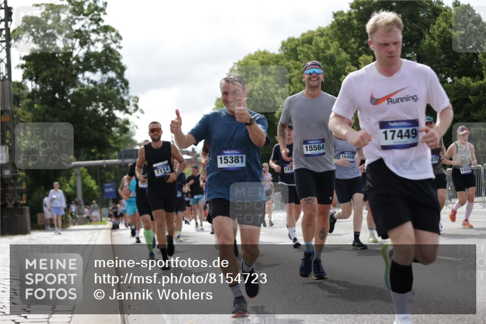 29.06.2025 - hella hamburg halbmarathon Jannik Wohlers http://msf.ph/oto/8154723 29.06.2025 10:16:31 Lombardsbrücke 1117, 1240, 1331, 1348, 1403, 1553, 1602, 2225, 3088, 3450, 3622, 6328, 6742, 6941, 6948, 7114, 7115, 7257, 7345, 7360, 7376, 7924, 7928, 8263, 8513, 8619, 9091, 9208, 9332, 9492, 9891, 10165, 10314, 10317, 10320, 10735, 10926, 11335, 11410, 11428, 11442, 12043, 12252, 12289, 12297, 12640, 13206, 13365, 13851, 14597, 14646, 15381, 15564, 15613, 15658, 15713, 15861, 16376, 16447, 16459, 16709, 17449, 17527, 17604, 17661, 17845, 17857, 18245 meine-sportfotos.de