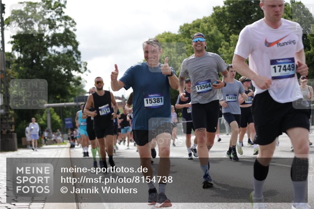 29.06.2025 - hella hamburg halbmarathon Jannik Wohlers http://msf.ph/oto/8154738 29.06.2025 10:16:31 Lombardsbrücke 1117, 1240, 1331, 1348, 1403, 1553, 1602, 2225, 3088, 3450, 3622, 6328, 6742, 6941, 6948, 7114, 7115, 7257, 7345, 7360, 7376, 7924, 7928, 8263, 8513, 8619, 9091, 9208, 9332, 9492, 9891, 10165, 10314, 10317, 10320, 10735, 10926, 11335, 11410, 11428, 11442, 12043, 12252, 12289, 12297, 12640, 13206, 13365, 13851, 14597, 14646, 15381, 15564, 15613, 15658, 15713, 15861, 16376, 16447, 16459, 16709, 17449, 17527, 17604, 17661, 17845, 17857, 18245 meine-sportfotos.de
