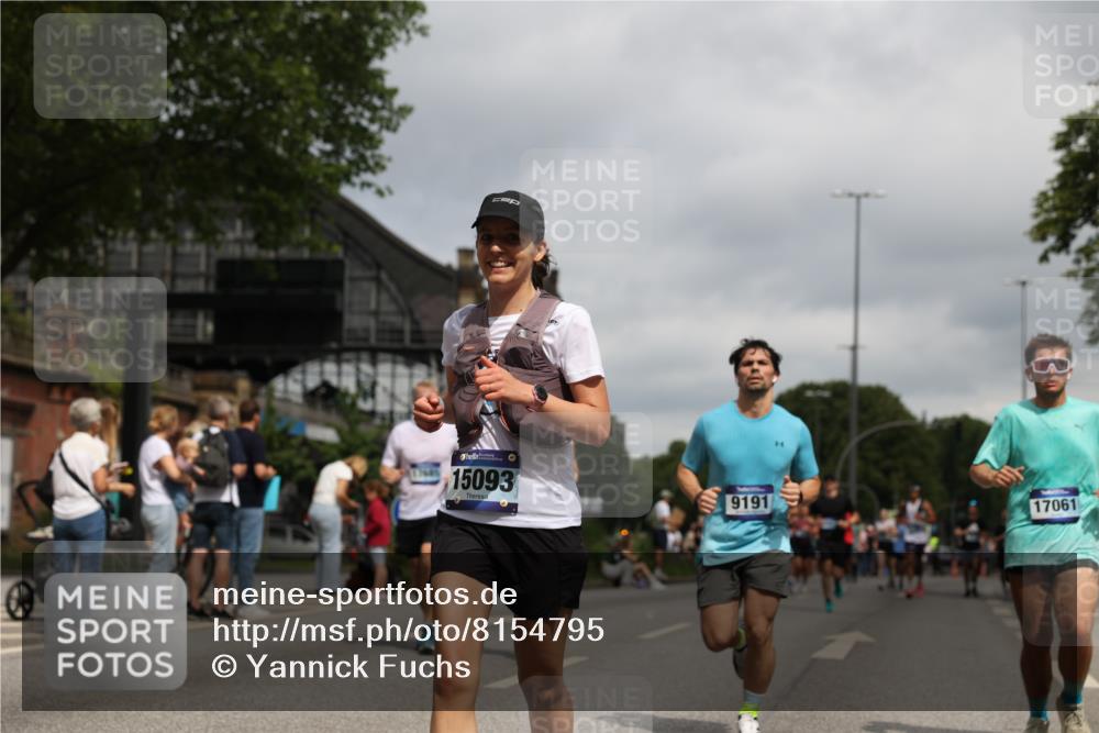29.06.2025 - hella hamburg halbmarathon Yannick Fuchs http://msf.ph/oto/8154795 29.06.2025 10:58:02 20KM 1254, 1334, 1464, 2685, 2810, 4328, 7042, 7907, 8561, 8890, 9191, 11149, 12479, 13503, 13542, 13841, 14225, 14970, 15093, 15532, 15797, 16424, 16995, 17061, 17112, 17150, 17533, 17685, 17686, 17730, 18395, 18581, 18717 meine-sportfotos.de